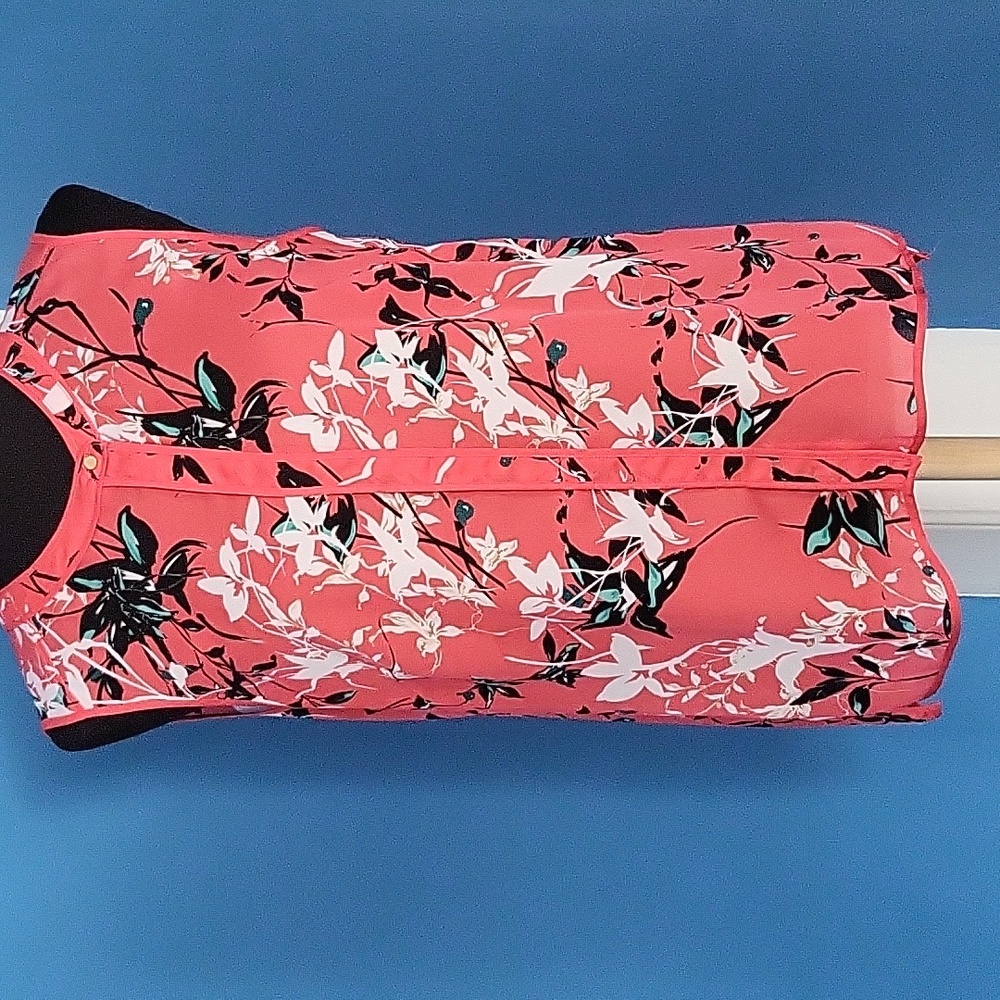 Liz Claiborne Floral Tank Top